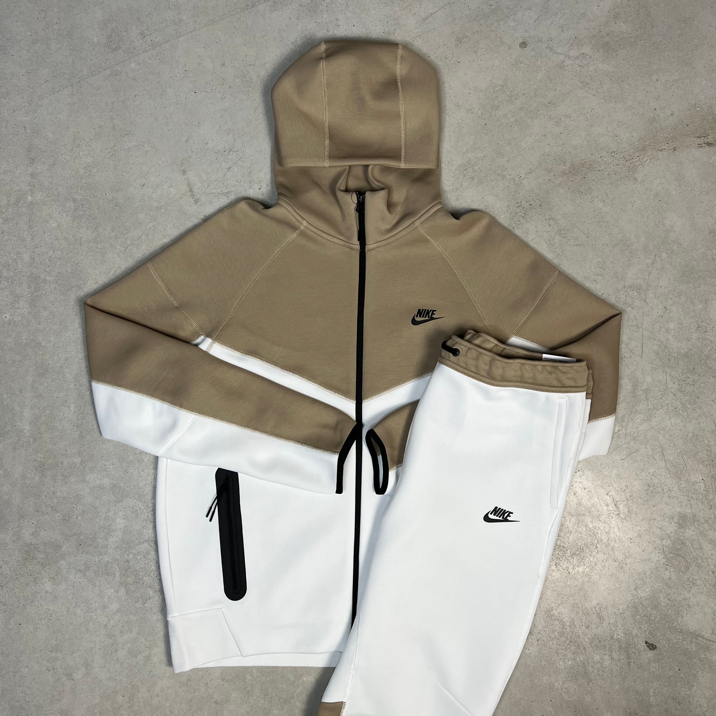 Nike 2024 tracksuit cream