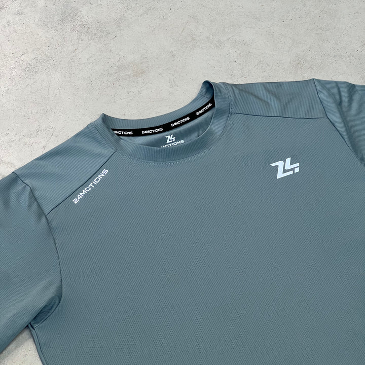 24Motions Essential Short Set Faded Green