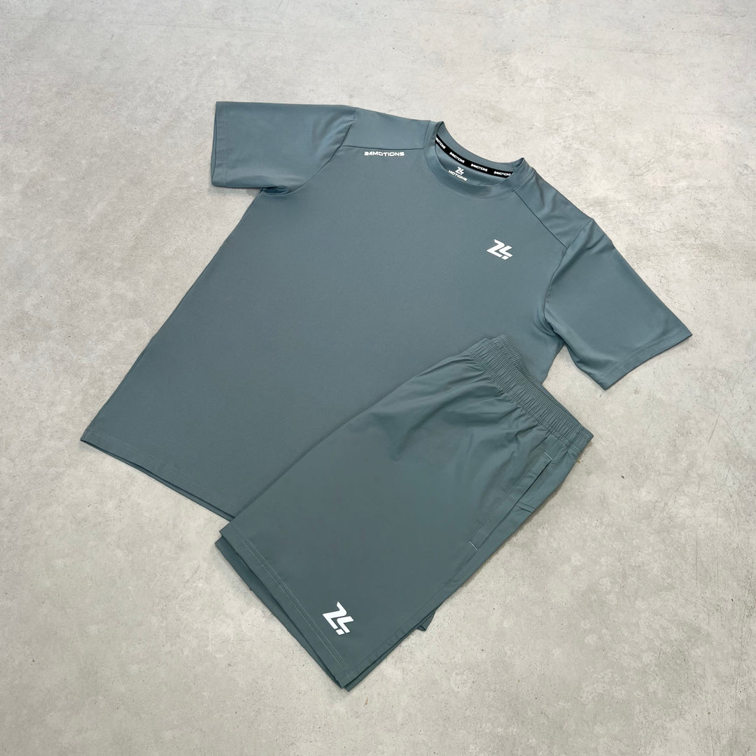 24Motions Essential Short Set Faded Green