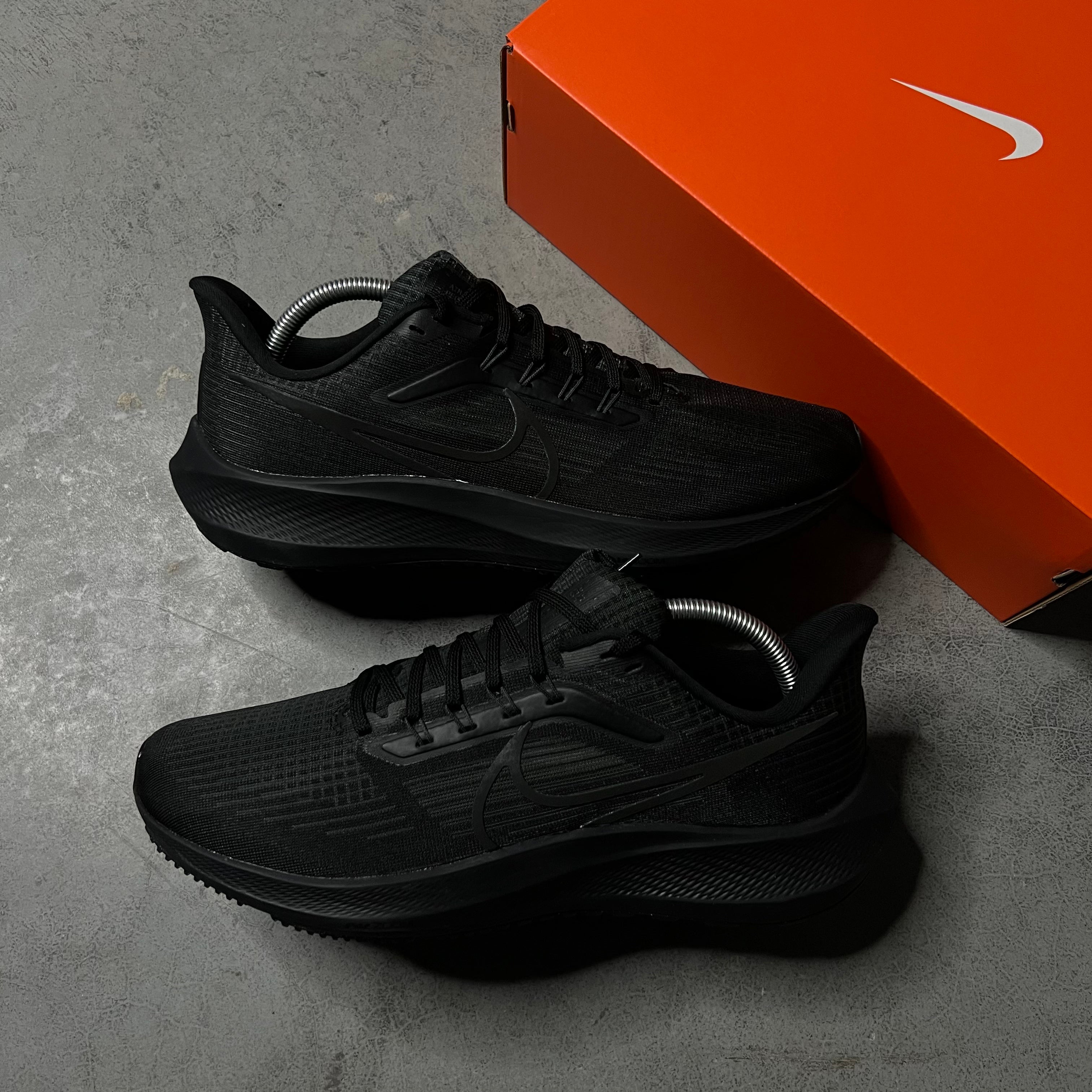 Black nike 2024 zoom pegasus