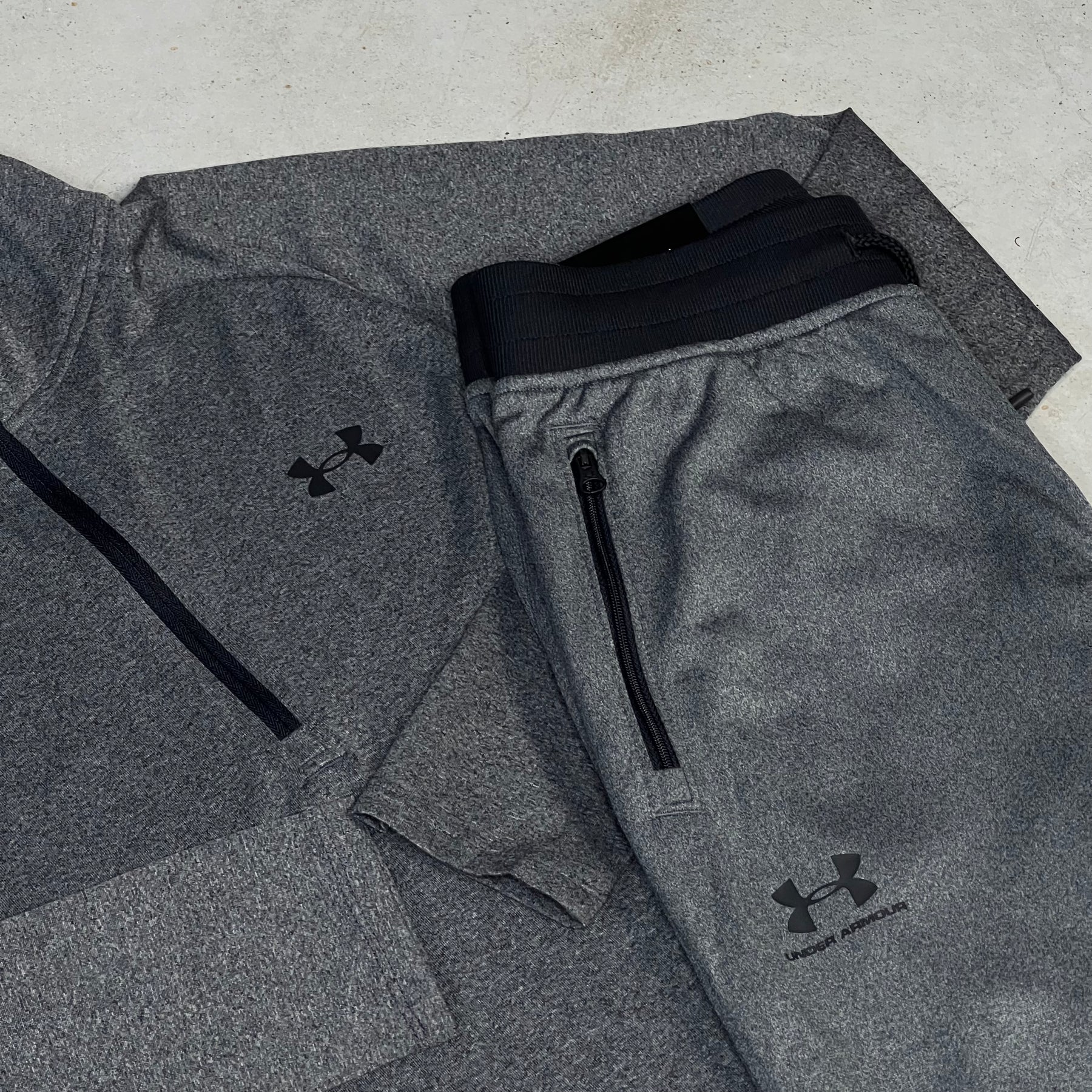 UNDER ARMOUR LAUNCH SHORTS 7