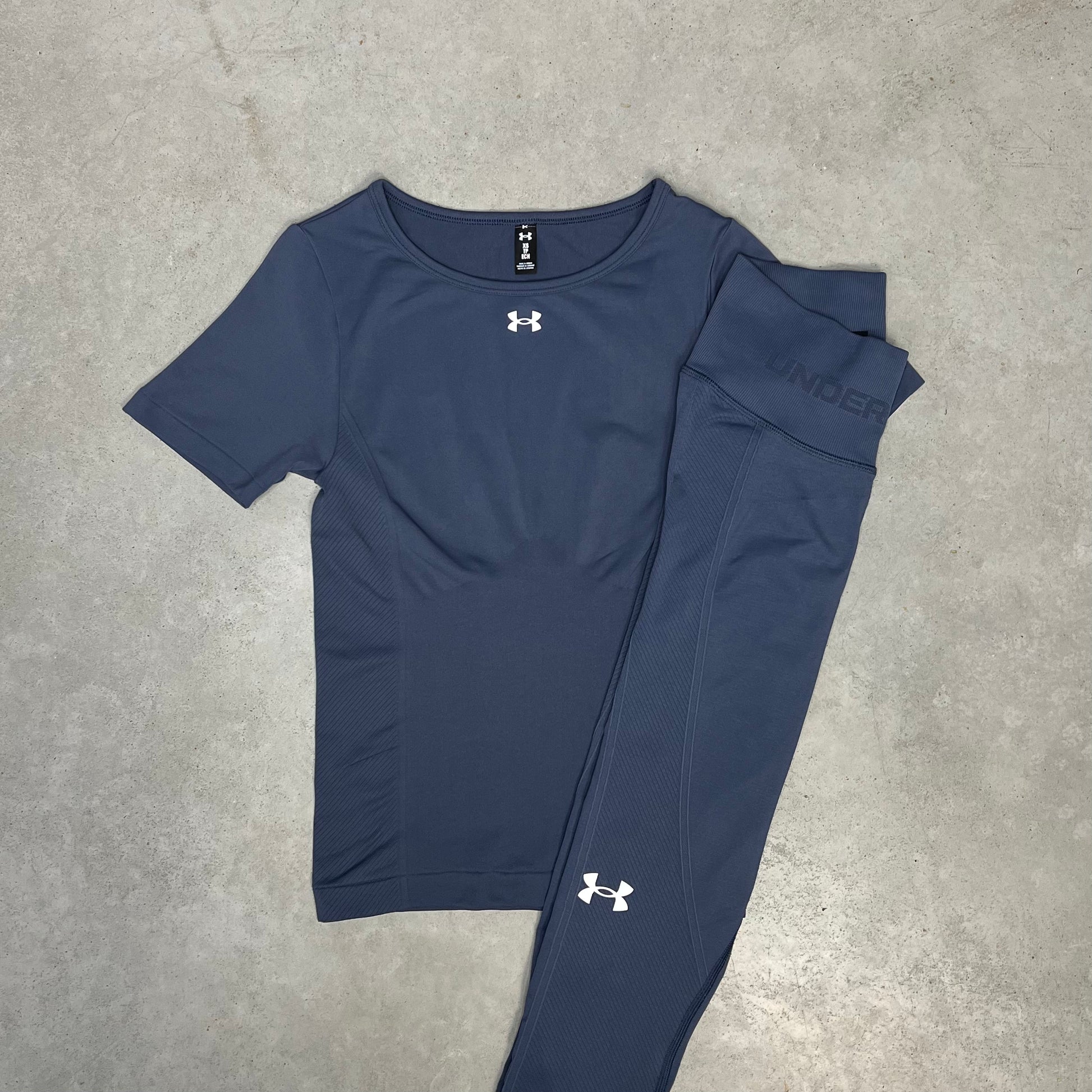 Under armour sets deals womens