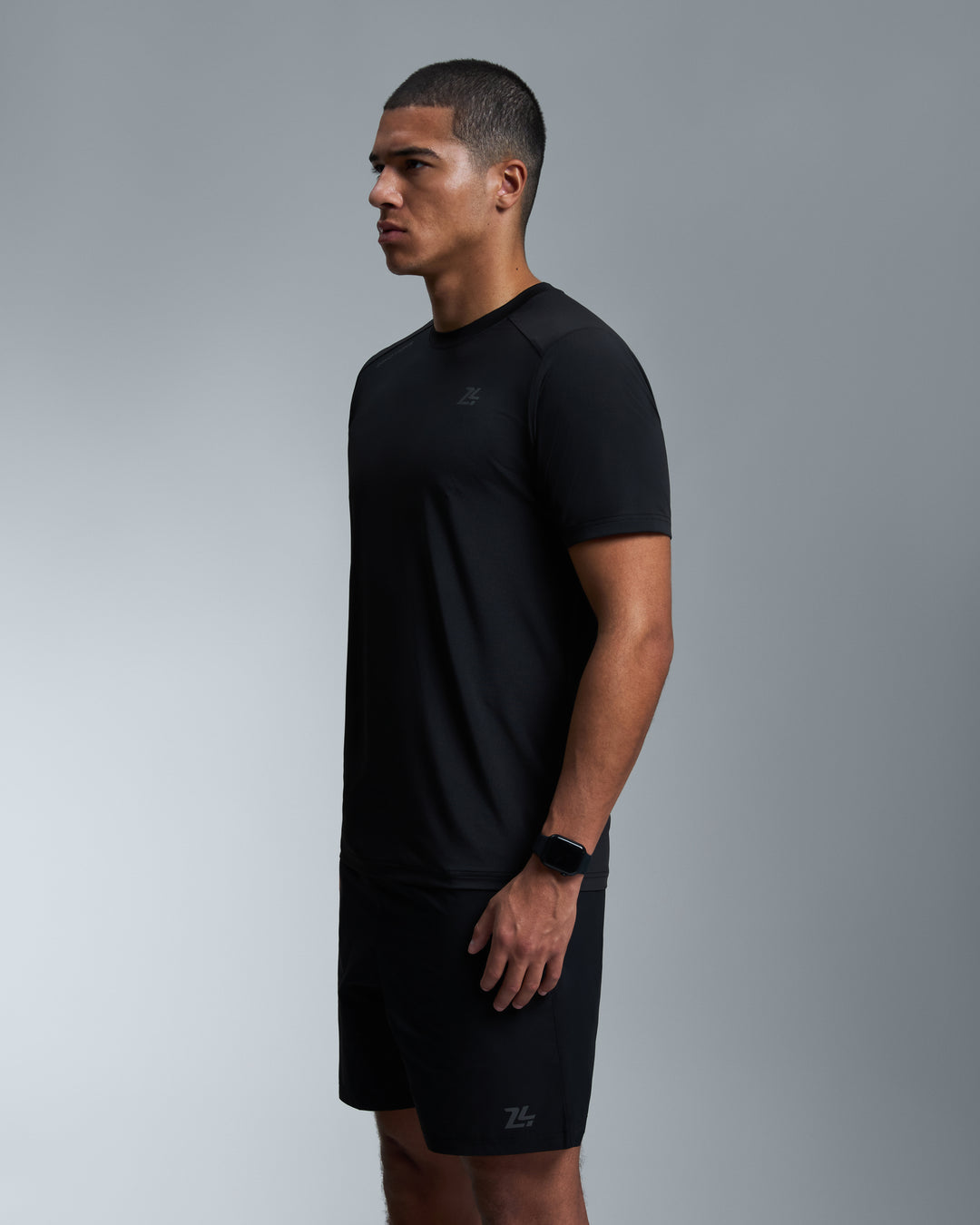 Essential Tee Black