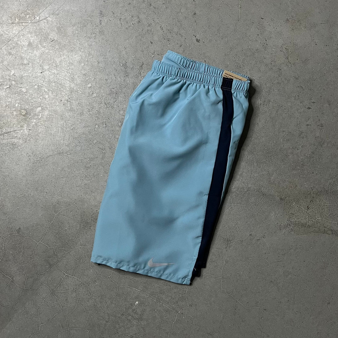 Nike Challenger Shorts Blue