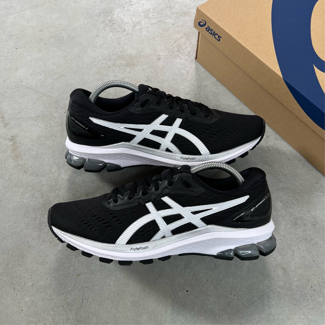Asics Trainers Black White Silver